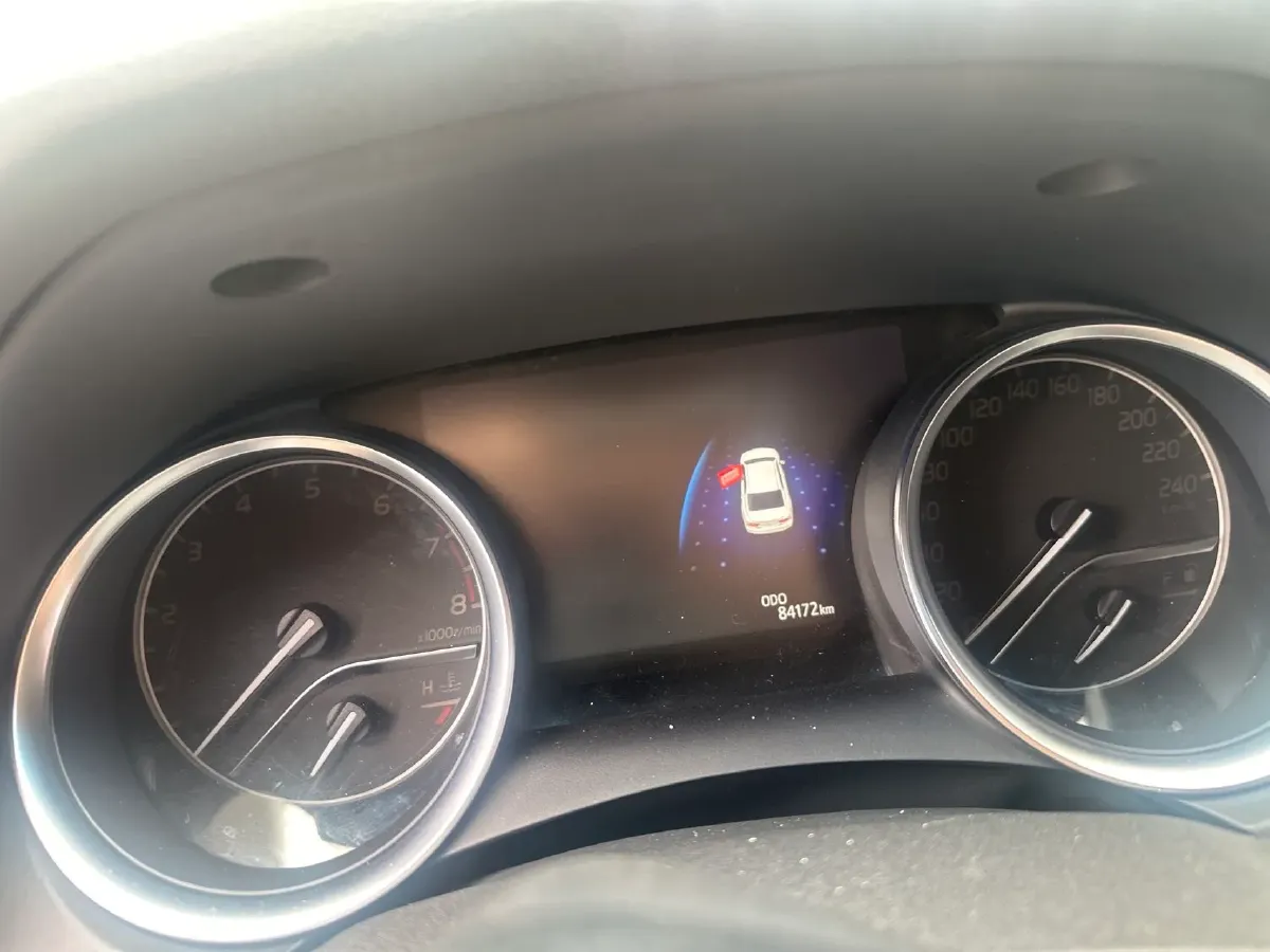 2019 Toyota Camry 2.5L 209HP L4 8AT,autocango,china used car exporter,china ev exporter,chinese used car exporter,chinese used ev exporter