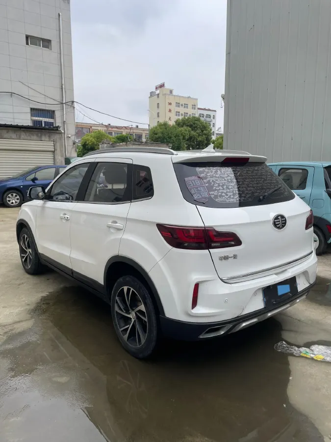 2019 Bestune X40 1.6L 114HP L4 6AT,autocango,china used car exporter,china ev exporter,chinese used car exporter,chinese used ev exporter