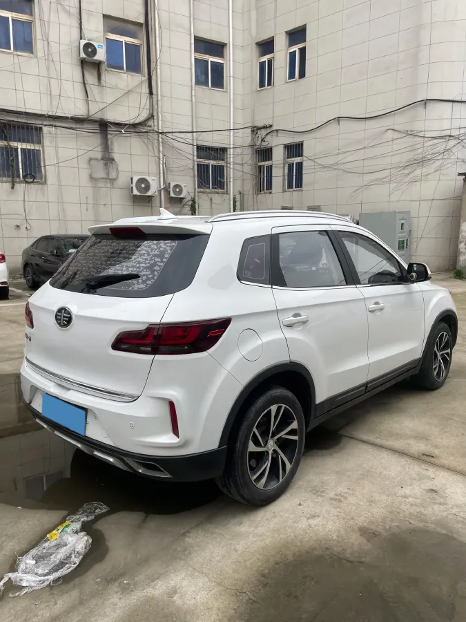 2019 Bestune X40 1.6L 114HP L4 6AT,autocango,china used car exporter,china ev exporter,chinese used car exporter,chinese used ev exporter