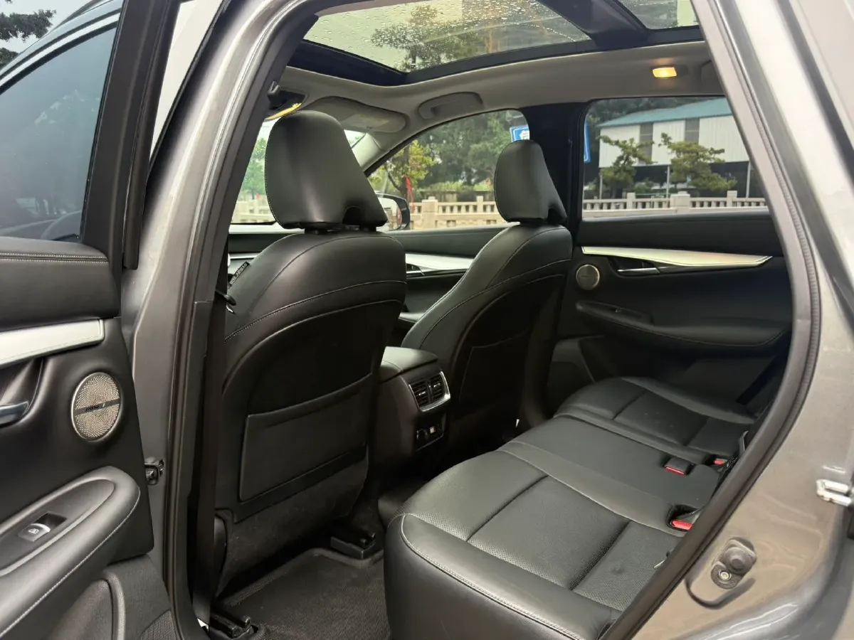 2018 BMW 2 Series 3.0T 340HP L6 8AT,autocango,china used car exporter,china ev exporter,chinese used car exporter,chinese used ev exporter