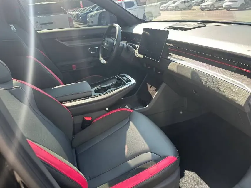 2022 Jetour DASHING 1.6T 197HP L4 7DCT,autocango,china used car exporter,china ev exporter,chinese used car exporter,chinese used ev exporter