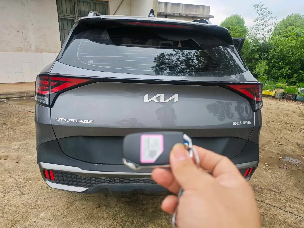 2023 Kia Sportage 2.0T 236HP L4 8AT,autocango,china used car exporter,china ev exporter,chinese used car exporter,chinese used ev exporter