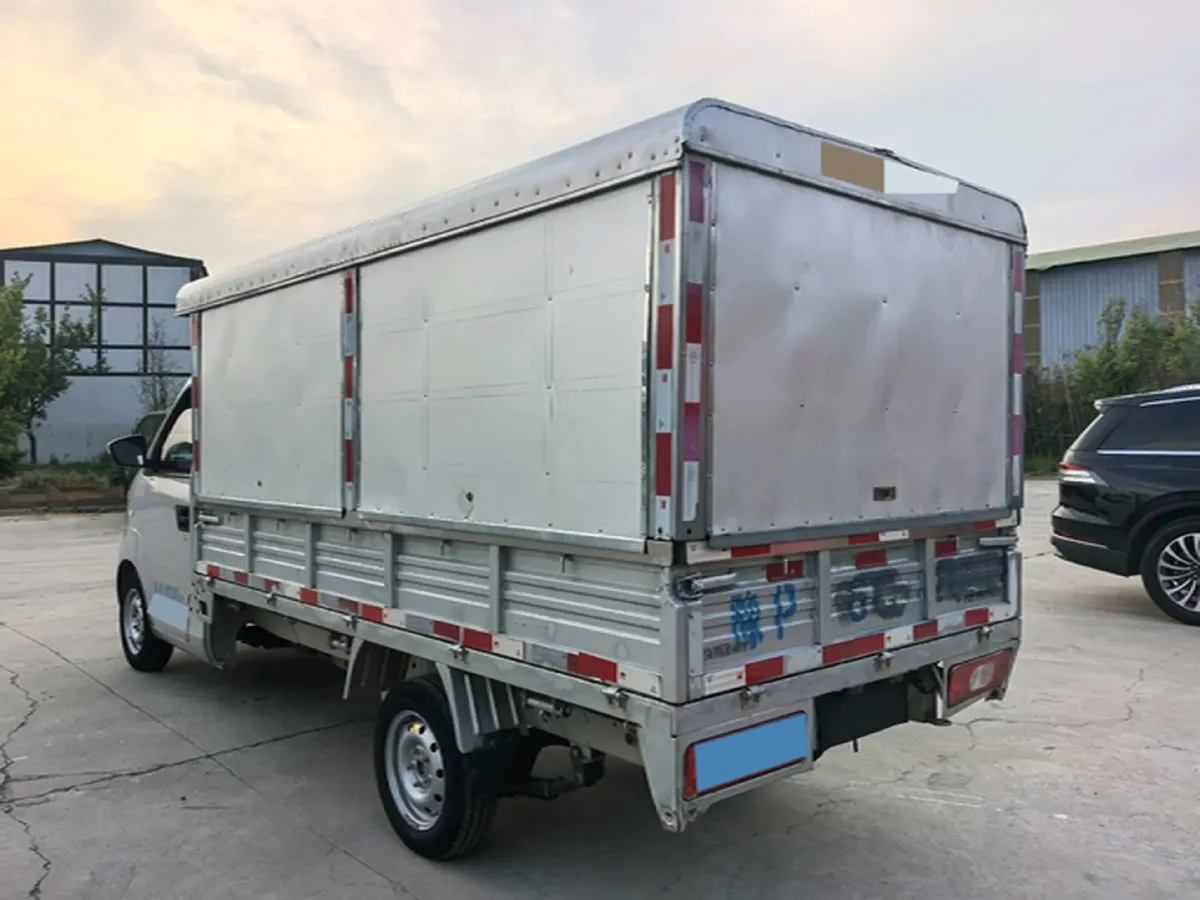 2021 Karry YouJin T5 1.5L 116HP L4 5MT,autocango,china used car exporter,china ev exporter,chinese used car exporter,chinese used ev exporter