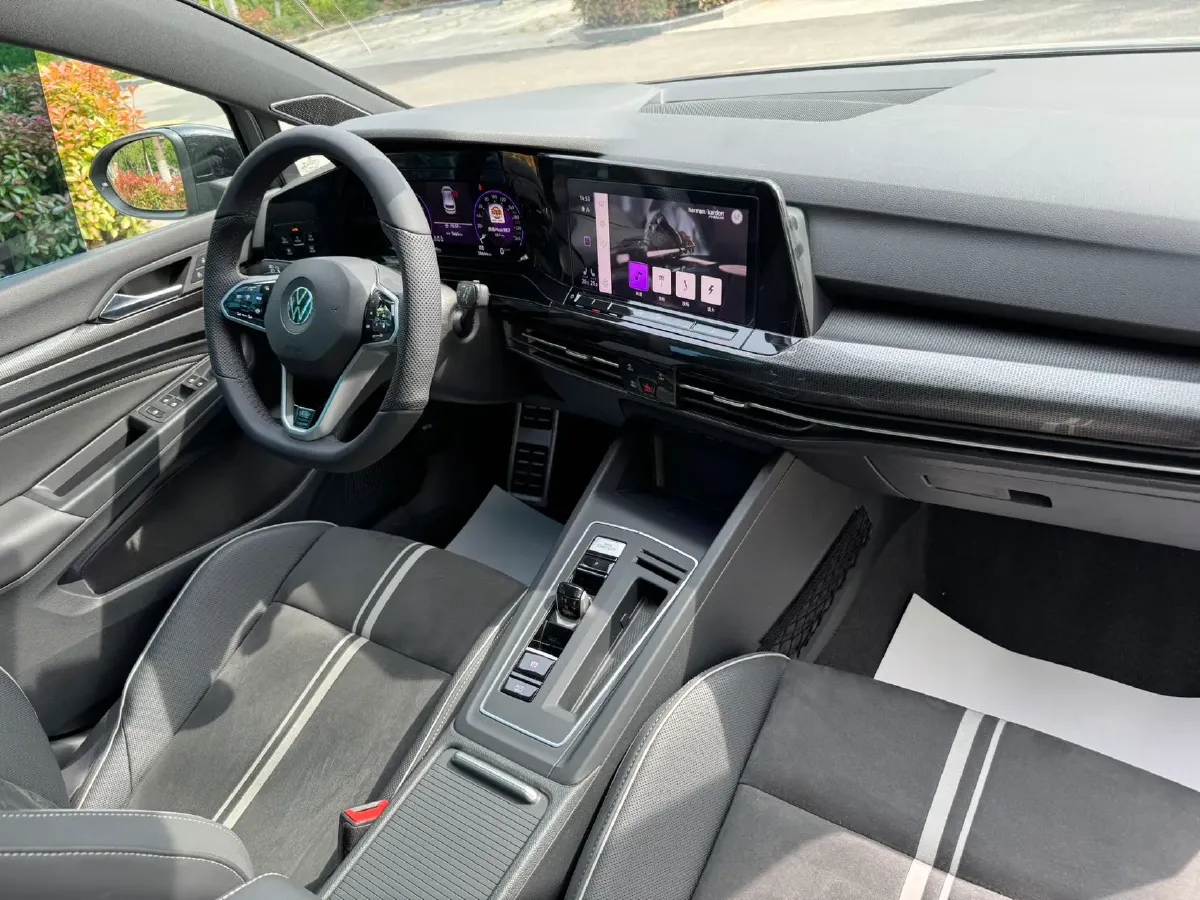 2021 Volkswagen Golf 1.4T 150HP L4 7DCT,autocango,china used car exporter,china ev exporter,chinese used car exporter,chinese used ev exporter