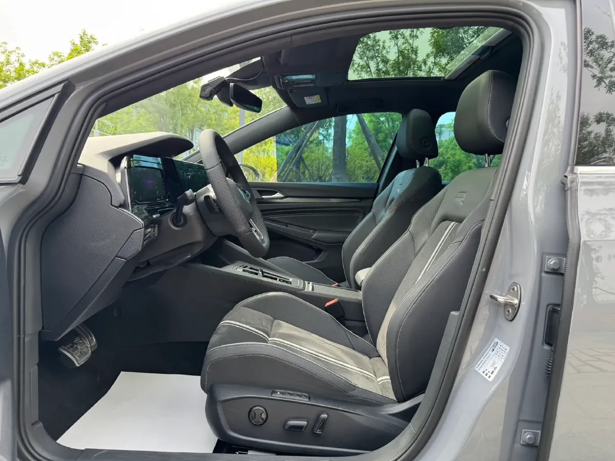 2021 Volkswagen Golf 1.4T 150HP L4 7DCT,autocango,china used car exporter,china ev exporter,chinese used car exporter,chinese used ev exporter