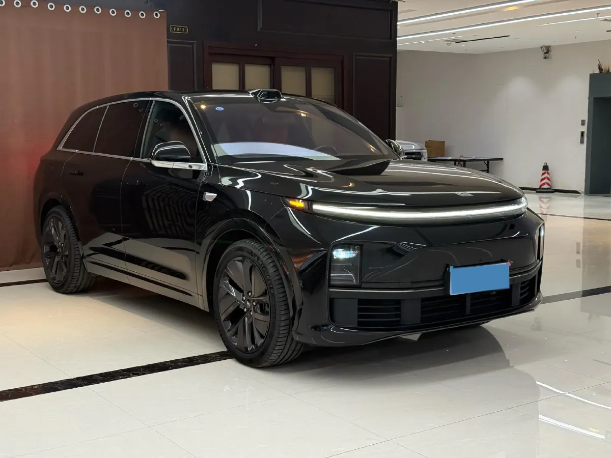 2024 Li L8 Range Extended 154HP REEV 52.3KWH,autocango,china used car exporter,china ev exporter,chinese used car exporter,chinese used ev exporter