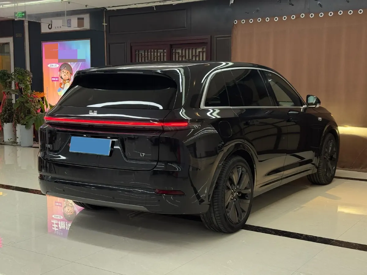 2024 Li L8 Range Extended 154HP REEV 52.3KWH,autocango,china used car exporter,china ev exporter,chinese used car exporter,chinese used ev exporter