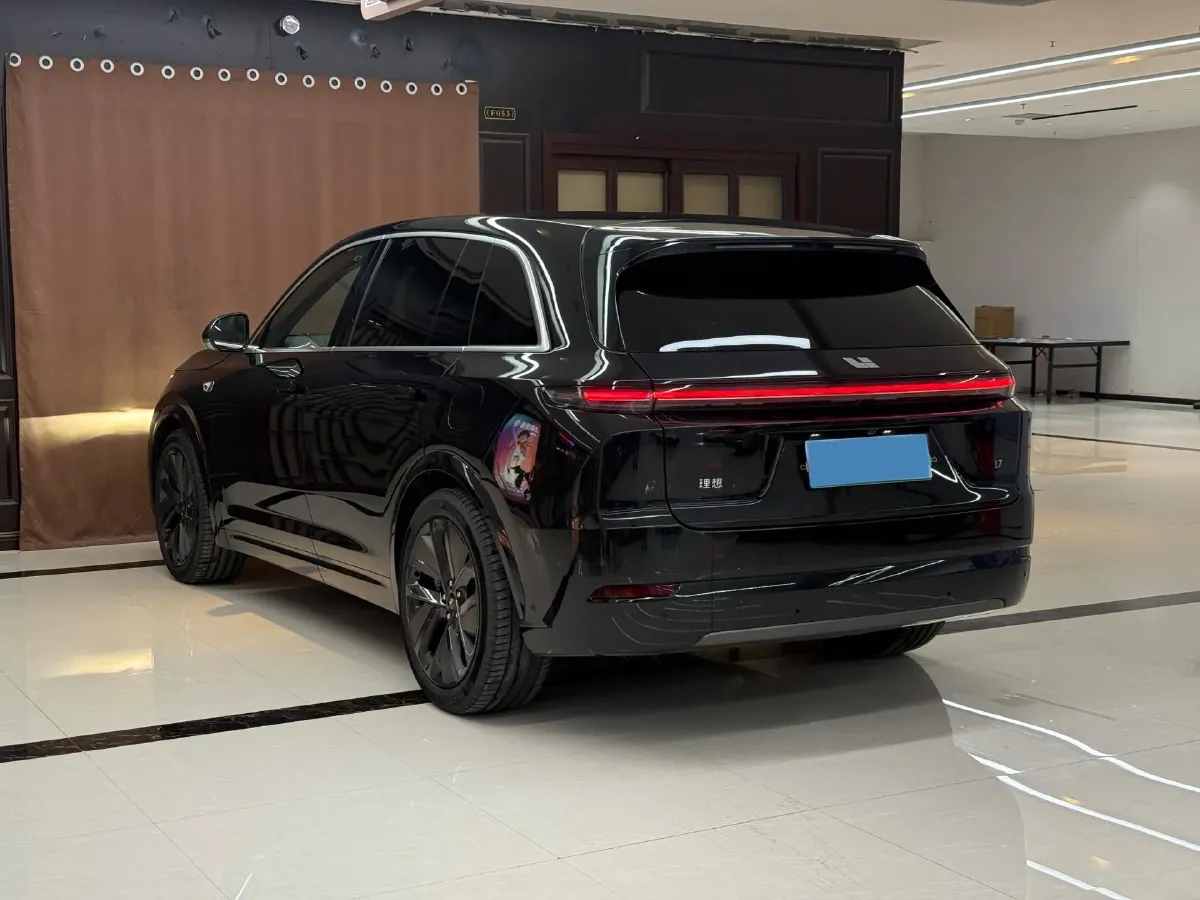 2024 Li L8 Range Extended 154HP REEV 52.3KWH,autocango,china used car exporter,china ev exporter,chinese used car exporter,chinese used ev exporter