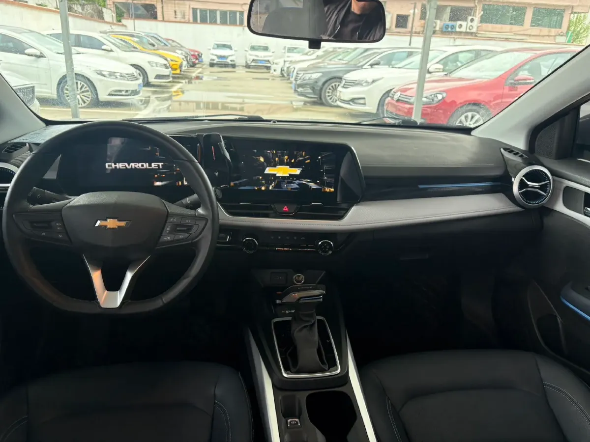2023 Chevrolet Monza 1.5L 113HP L4 6DCT,autocango,china used car exporter,china ev exporter,chinese used car exporter,chinese used ev exporter