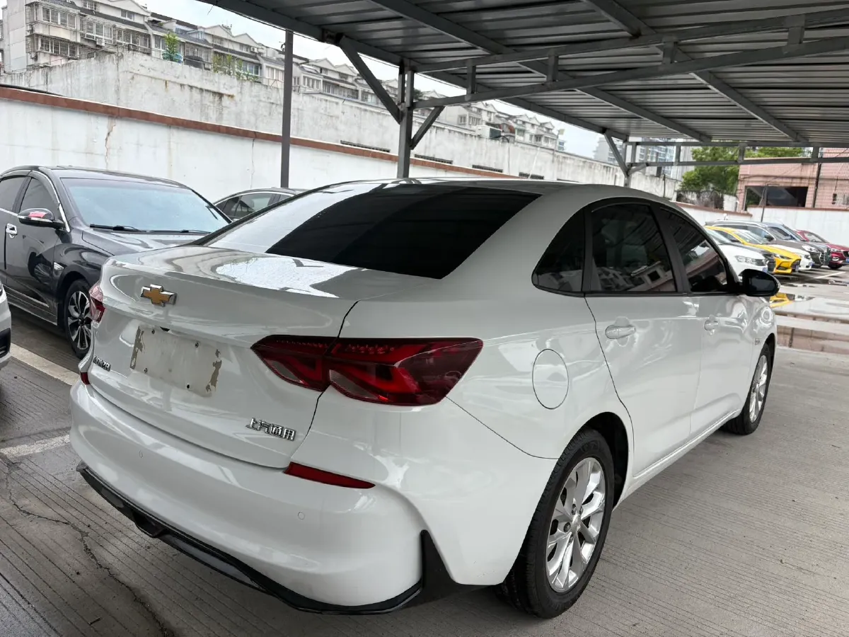 2023 Chevrolet Monza 1.5L 113HP L4 6DCT,autocango,china used car exporter,china ev exporter,chinese used car exporter,chinese used ev exporter