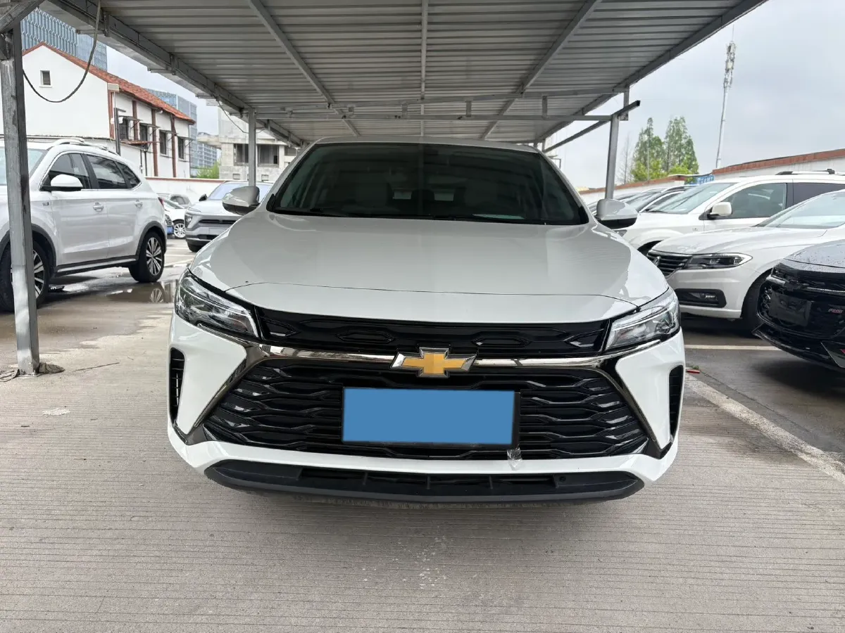 2023 Chevrolet Monza 1.5L 113HP L4 6DCT,autocango,china used car exporter,china ev exporter,chinese used car exporter,chinese used ev exporter