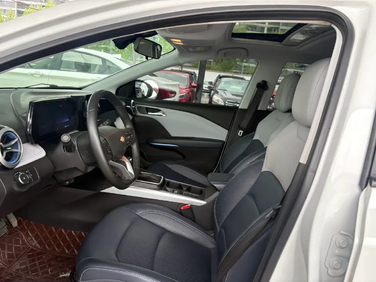 2023 Chevrolet Monza 1.5L 113HP L4 6DCT,autocango,china used car exporter,china ev exporter,chinese used car exporter,chinese used ev exporter