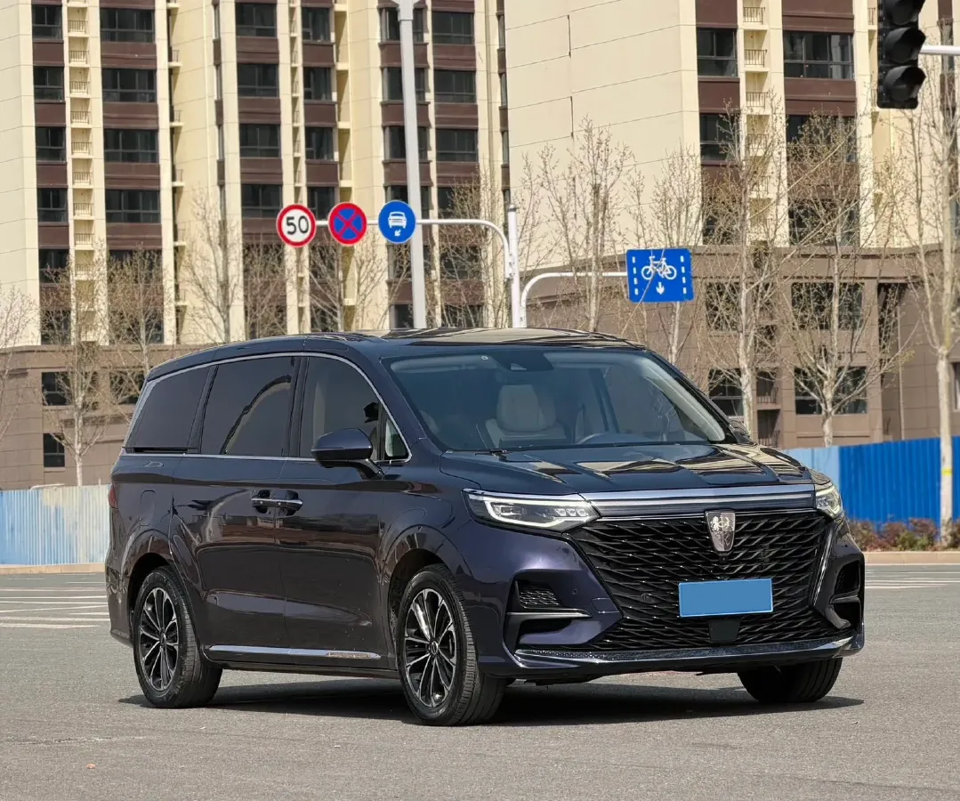 2021 Roewe iMAX8 2.0T 234HP L4 8AT,autocango,china used car exporter,china ev exporter,chinese used car exporter,chinese used ev exporter