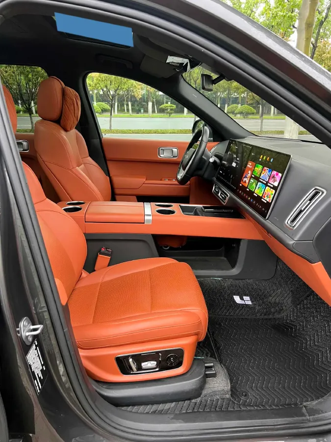 2022 Li L9 Range Extended 154HP REEV 42.6KWH,autocango,china used car exporter,china ev exporter,chinese used car exporter,chinese used ev exporter