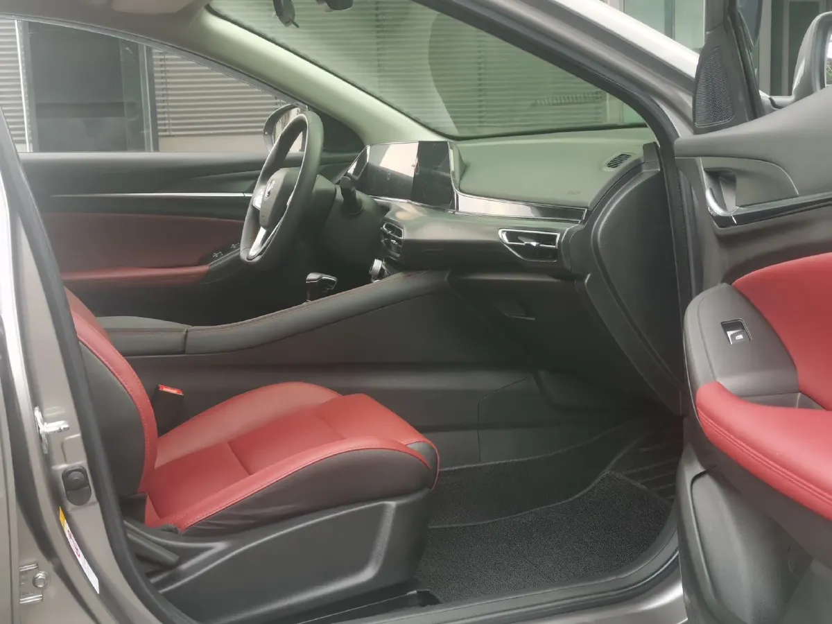 2020 ChangAn Eado 1.4T 158HP L4 7DCT,autocango,china used car exporter,china ev exporter,chinese used car exporter,chinese used ev exporter