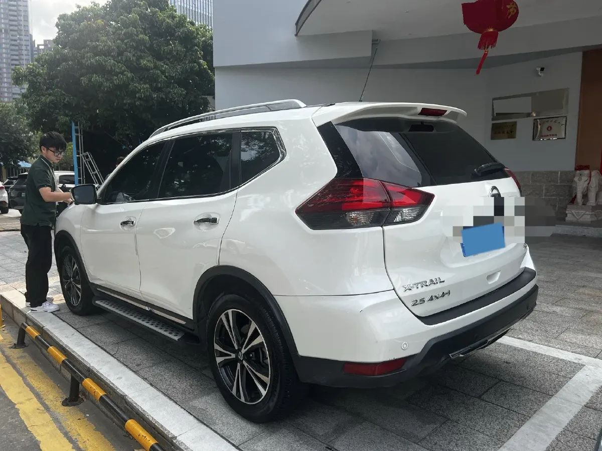 2020 Nissan X-Trail 2.5L 186HP L4 CVT,autocango,china used car exporter,china ev exporter,chinese used car exporter,chinese used ev exporter