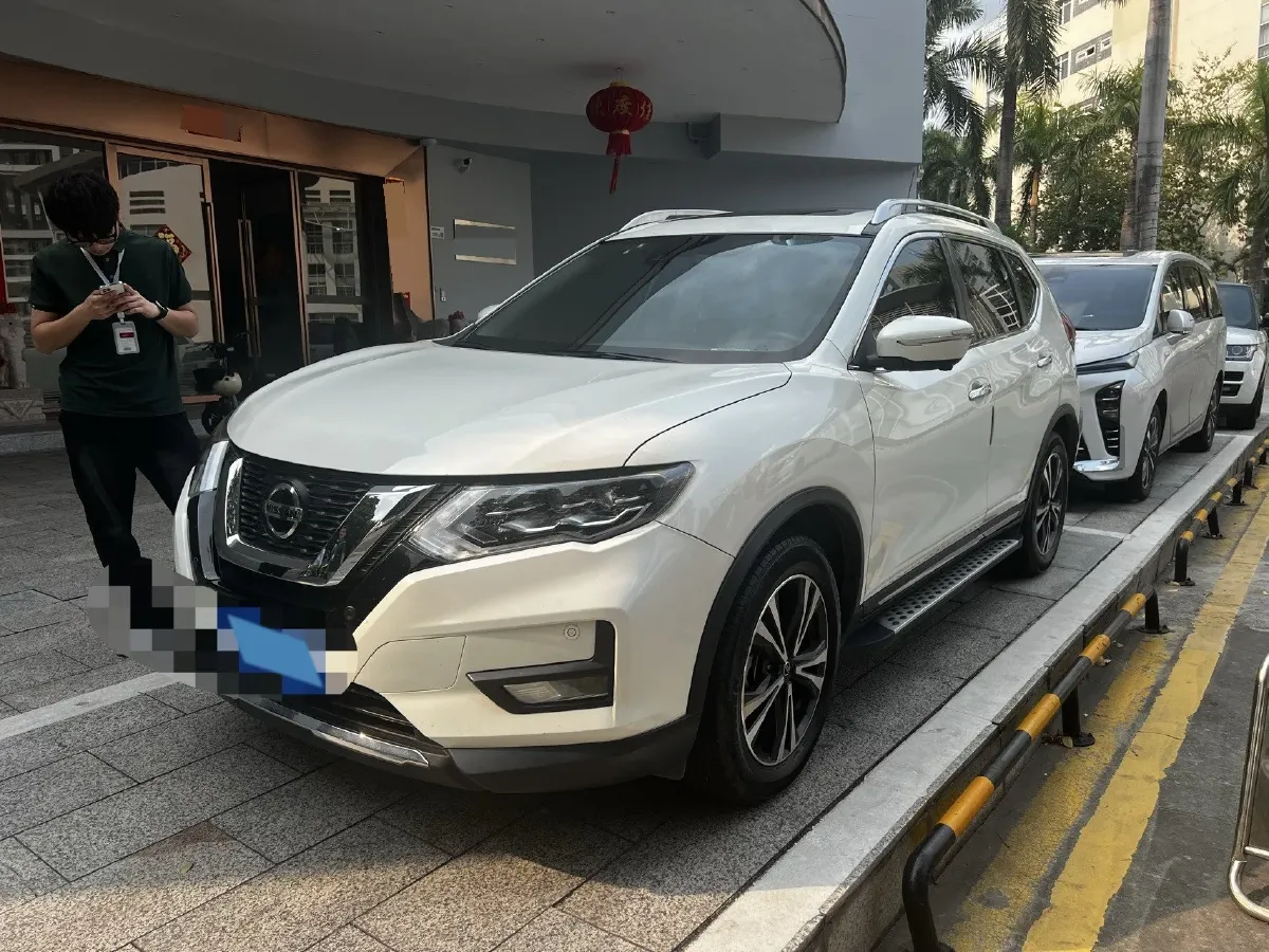 2020 Nissan X-Trail 2.5L 186HP L4 CVT,autocango,china used car exporter,china ev exporter,chinese used car exporter,chinese used ev exporter