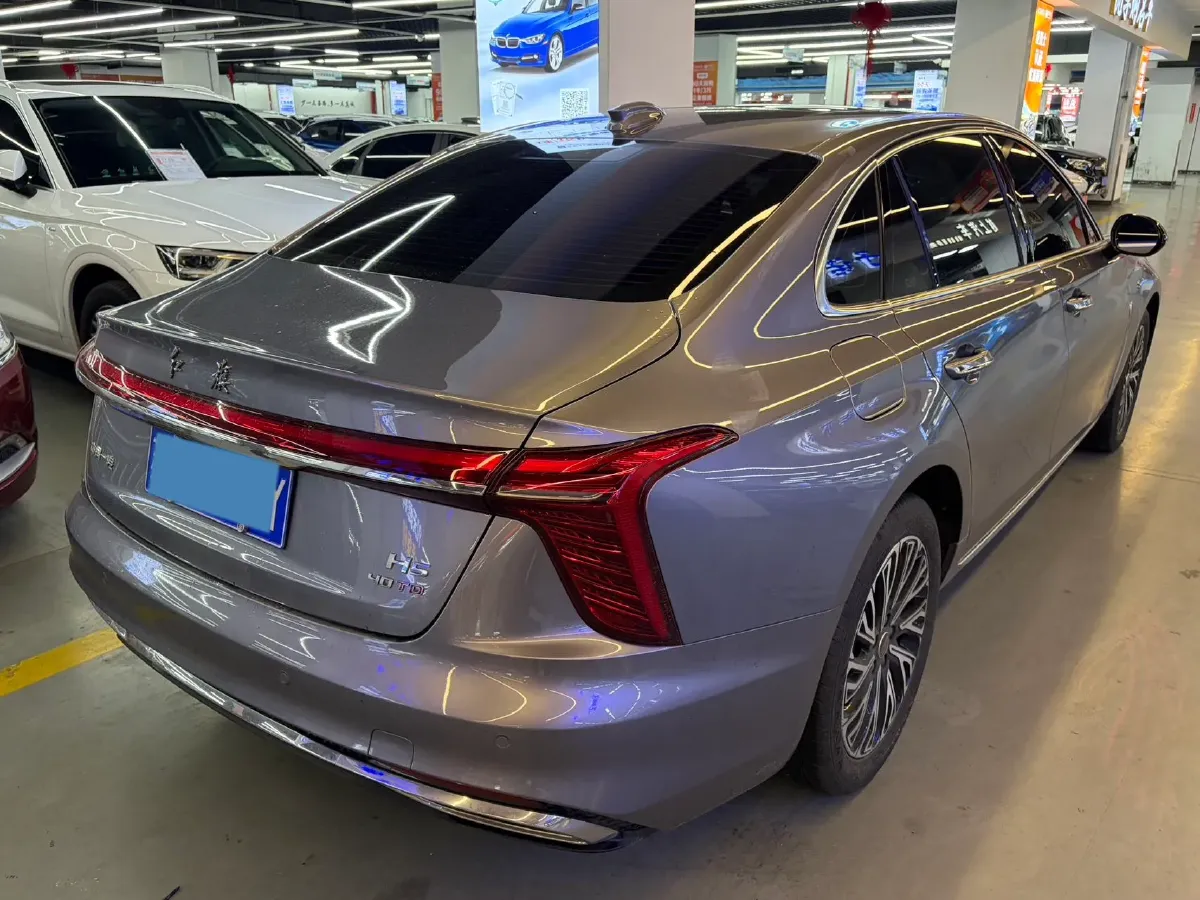 2025 HongQi H5 1.5T 169HP L4 1DHT Hybrid,autocango,china used car exporter,china ev exporter,chinese used car exporter,chinese used ev exporter