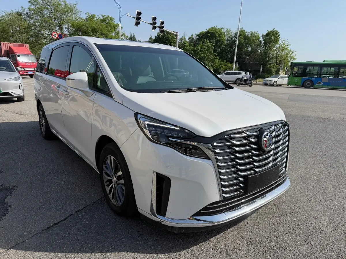 2023 Buick GL8 2.0T 237HP L4 9AT,autocango,china used car exporter,china ev exporter,chinese used car exporter,chinese used ev exporter