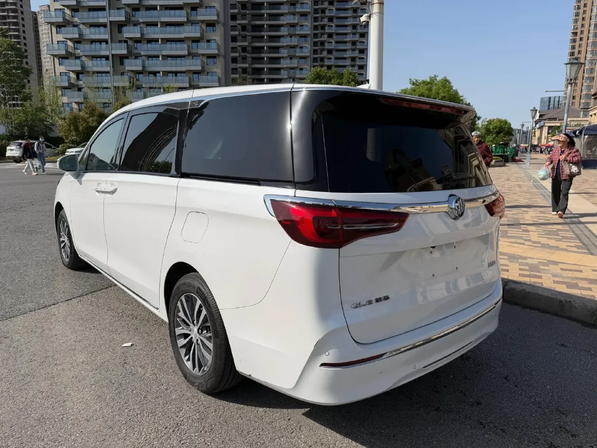 2023 Buick GL8 2.0T 237HP L4 9AT,autocango,china used car exporter,china ev exporter,chinese used car exporter,chinese used ev exporter