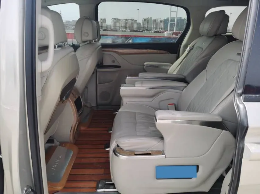 2018 Buick GL8 2.0T 260HP L4 6AT,autocango,china used car exporter,china ev exporter,chinese used car exporter,chinese used ev exporter