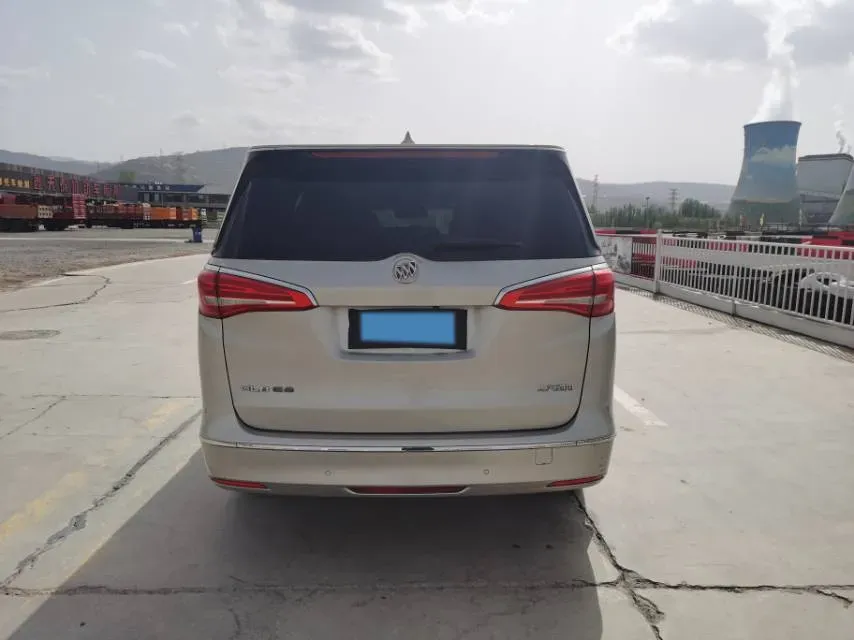 2018 Buick GL8 2.0T 260HP L4 6AT,autocango,china used car exporter,china ev exporter,chinese used car exporter,chinese used ev exporter