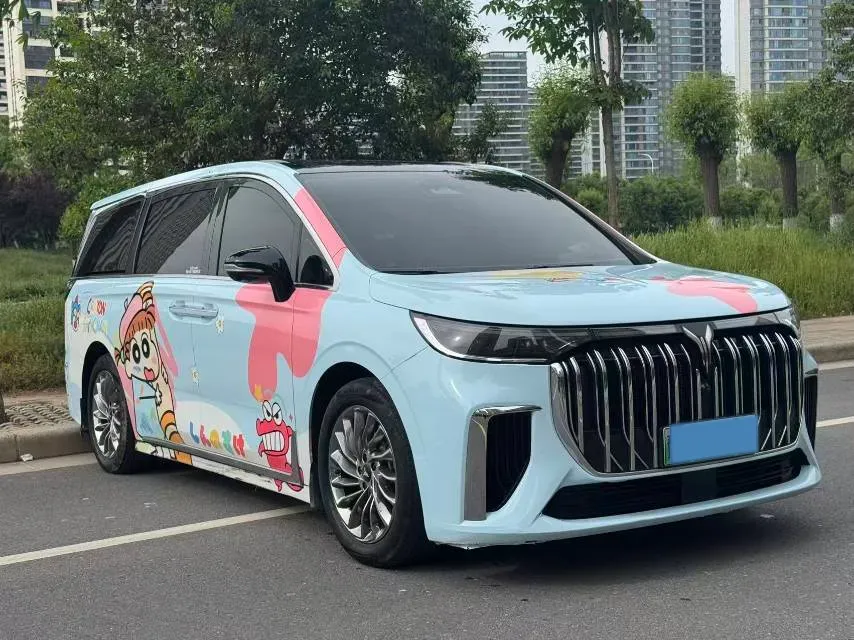 2022 Voyah Dream 1.5T 136HP L4 PHEV 25.57KWH,autocango,china used car exporter,china ev exporter,chinese used car exporter,chinese used ev exporter