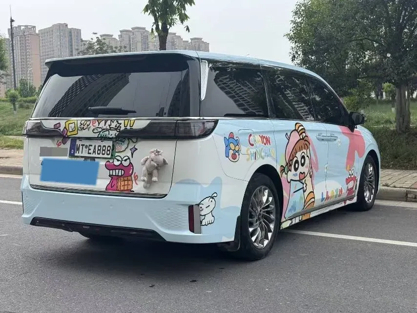 2022 Voyah Dream 1.5T 136HP L4 PHEV 25.57KWH,autocango,china used car exporter,china ev exporter,chinese used car exporter,chinese used ev exporter