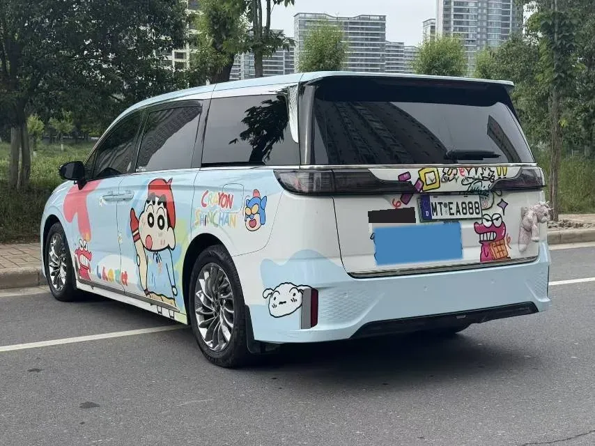 2022 Voyah Dream 1.5T 136HP L4 PHEV 25.57KWH,autocango,china used car exporter,china ev exporter,chinese used car exporter,chinese used ev exporter