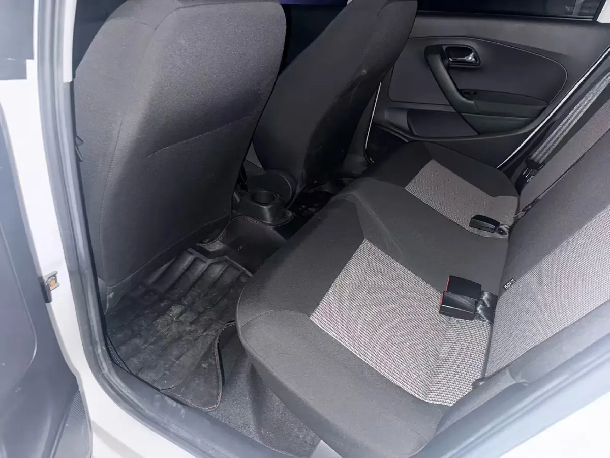 2016 Volkswagen Polo 1.4L 90HP L4 6AT,autocango,china used car exporter,china ev exporter,chinese used car exporter,chinese used ev exporter