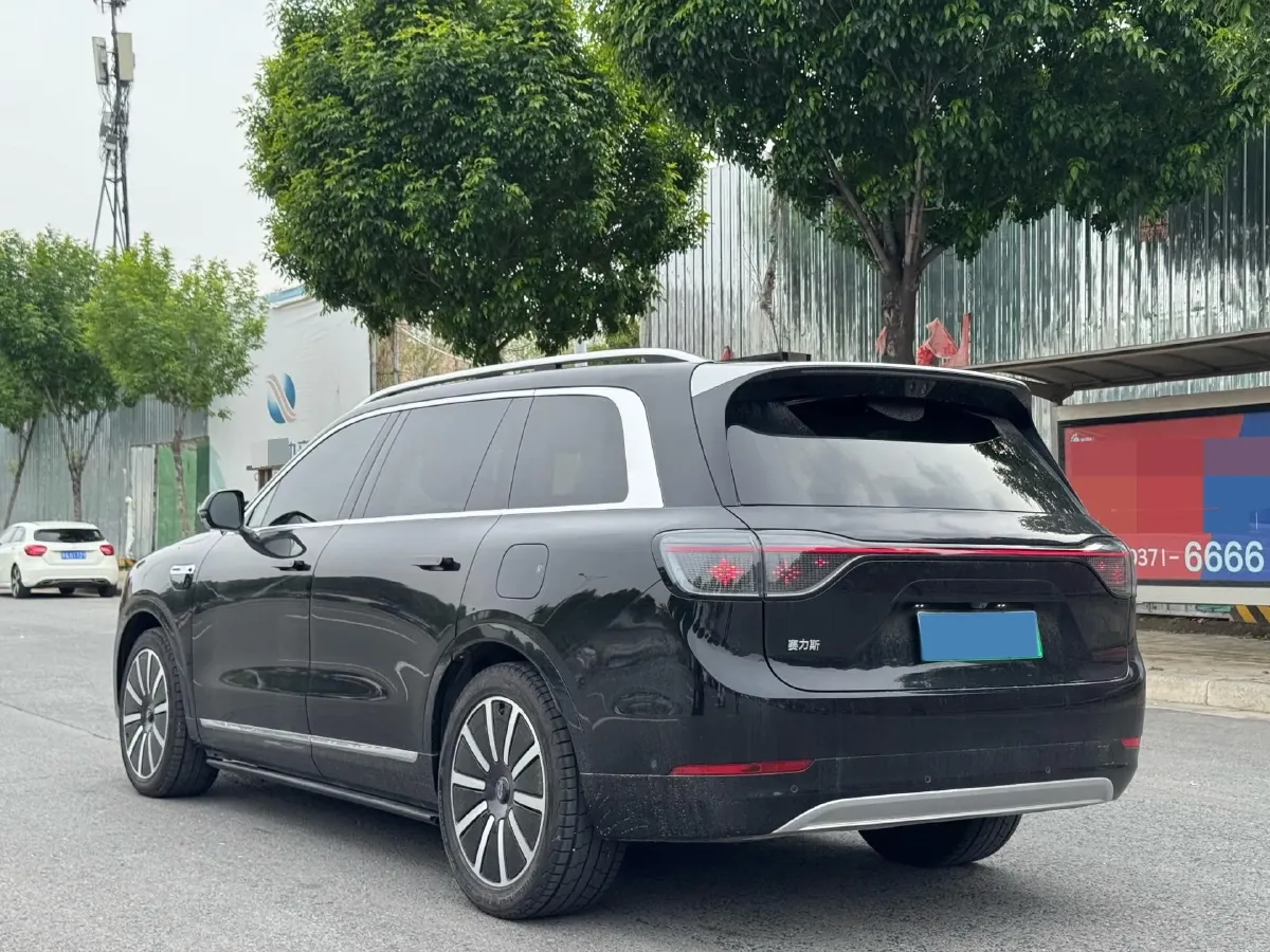 2025 AITO AITO M9 REEV 160HP REEV 52KWH,autocango,china used car exporter,china ev exporter,chinese used car exporter,chinese used ev exporter