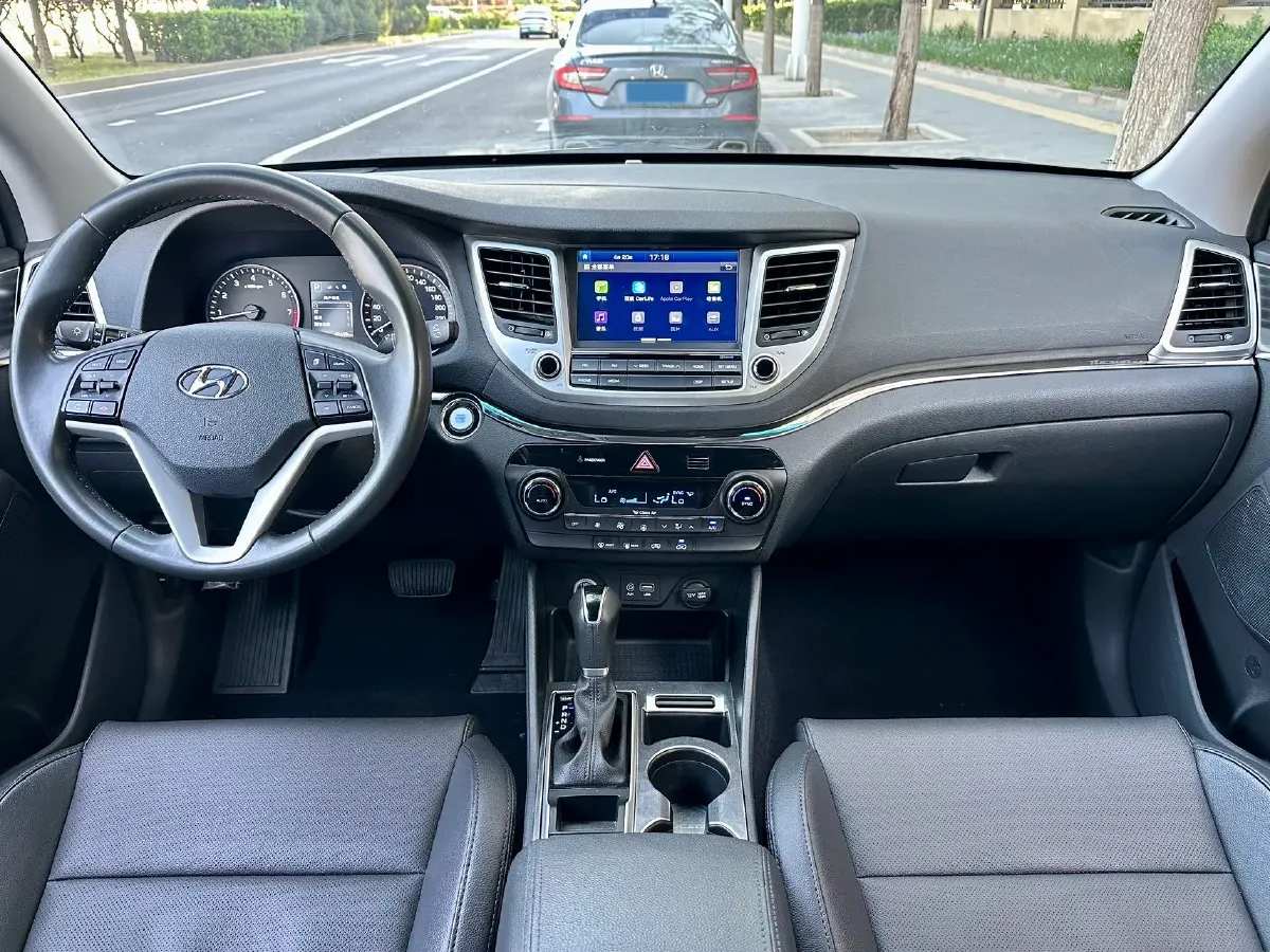 2018 Hyundai Tucson 1.6T 177HP L4 7DCT,autocango,china used car exporter,china ev exporter,chinese used car exporter,chinese used ev exporter