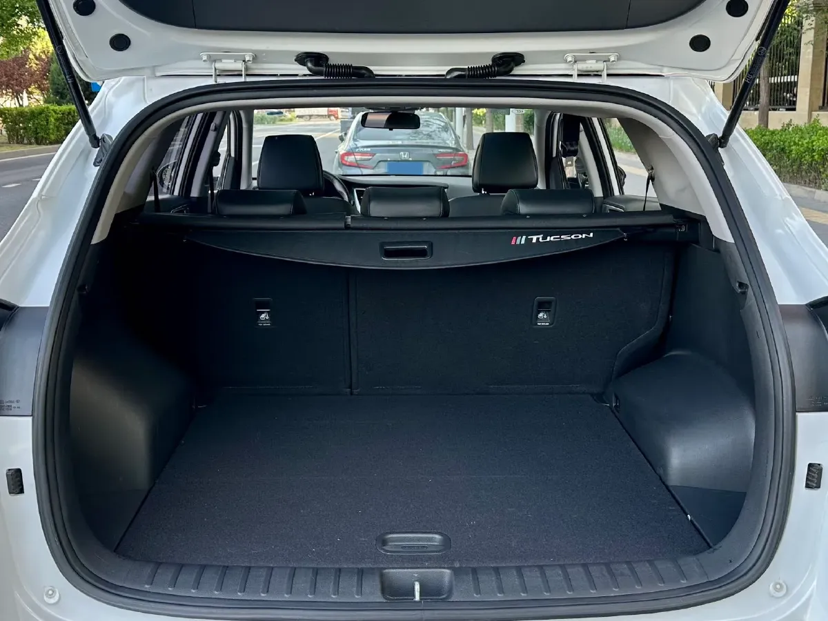 2018 Hyundai Tucson 1.6T 177HP L4 7DCT,autocango,china used car exporter,china ev exporter,chinese used car exporter,chinese used ev exporter