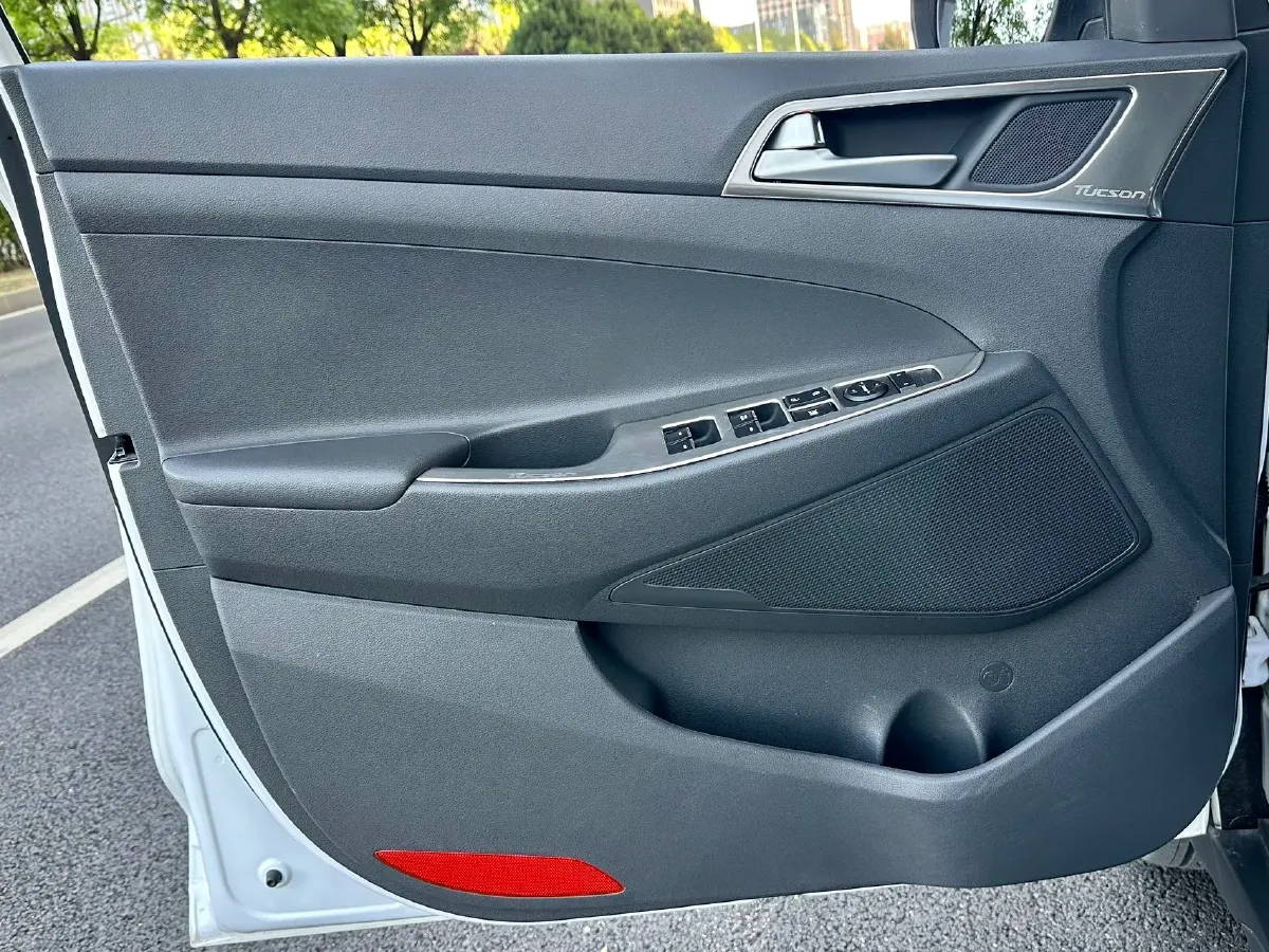 2018 Hyundai Tucson 1.6T 177HP L4 7DCT,autocango,china used car exporter,china ev exporter,chinese used car exporter,chinese used ev exporter