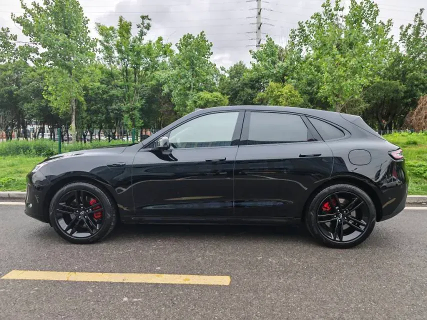 2024 HIMA AITO M5 1.5T 152HP L4 REEV 42KWH,autocango,china used car exporter,china ev exporter,chinese used car exporter,chinese used ev exporter