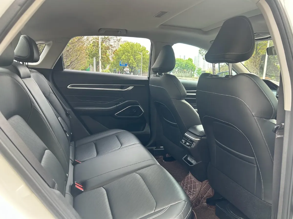 2022 Geely Emgrand 1.5L 114HP L4 CVT,autocango,china used car exporter,china ev exporter,chinese used car exporter,chinese used ev exporter