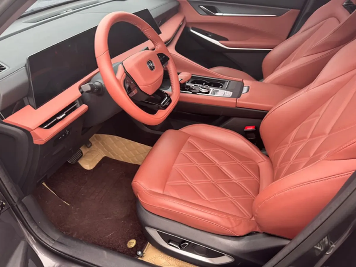 2022 ChangAn CS75 Plus 1.5T 178HP L4 6AT,autocango,china used car exporter,china ev exporter,chinese used car exporter,chinese used ev exporter