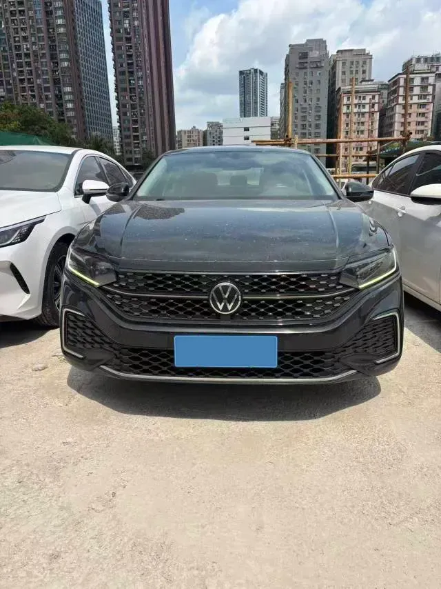 2023 Volkswagen Passat 1.4T 150HP L4 7DCT,autocango,china used car exporter,china ev exporter,chinese used car exporter,chinese used ev exporter