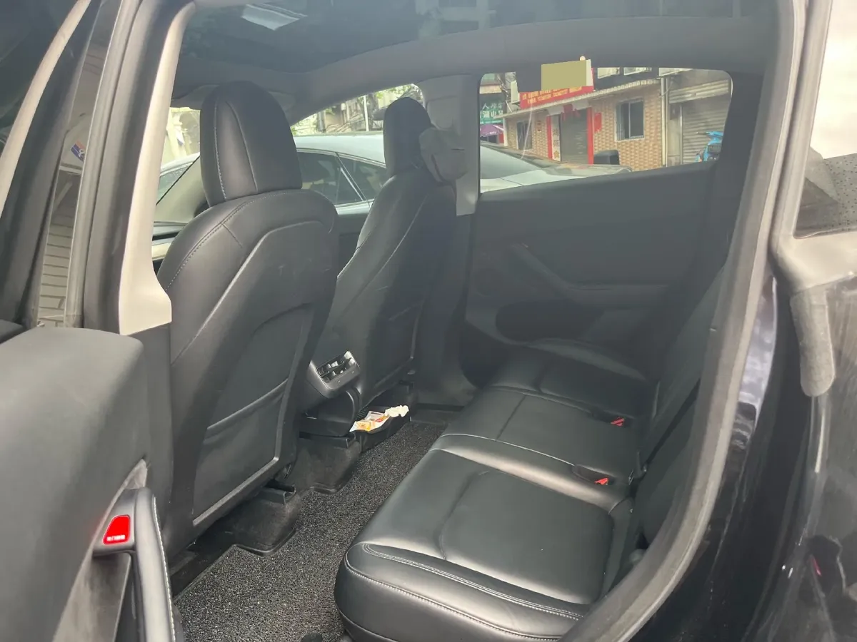 2022 Tesla Model Y BEV 60KWH,autocango,china used car exporter,china ev exporter,chinese used car exporter,chinese used ev exporter