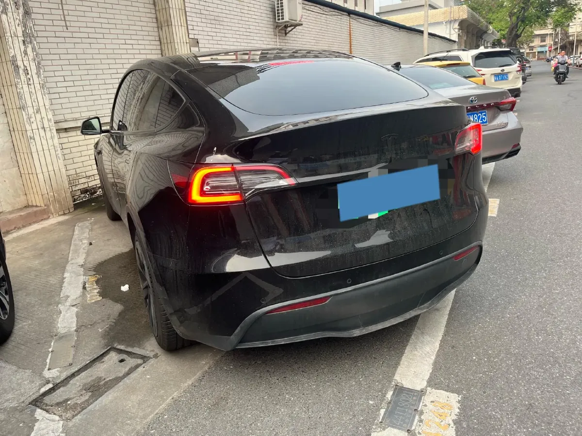 2022 Tesla Model Y BEV 60KWH,autocango,china used car exporter,china ev exporter,chinese used car exporter,chinese used ev exporter
