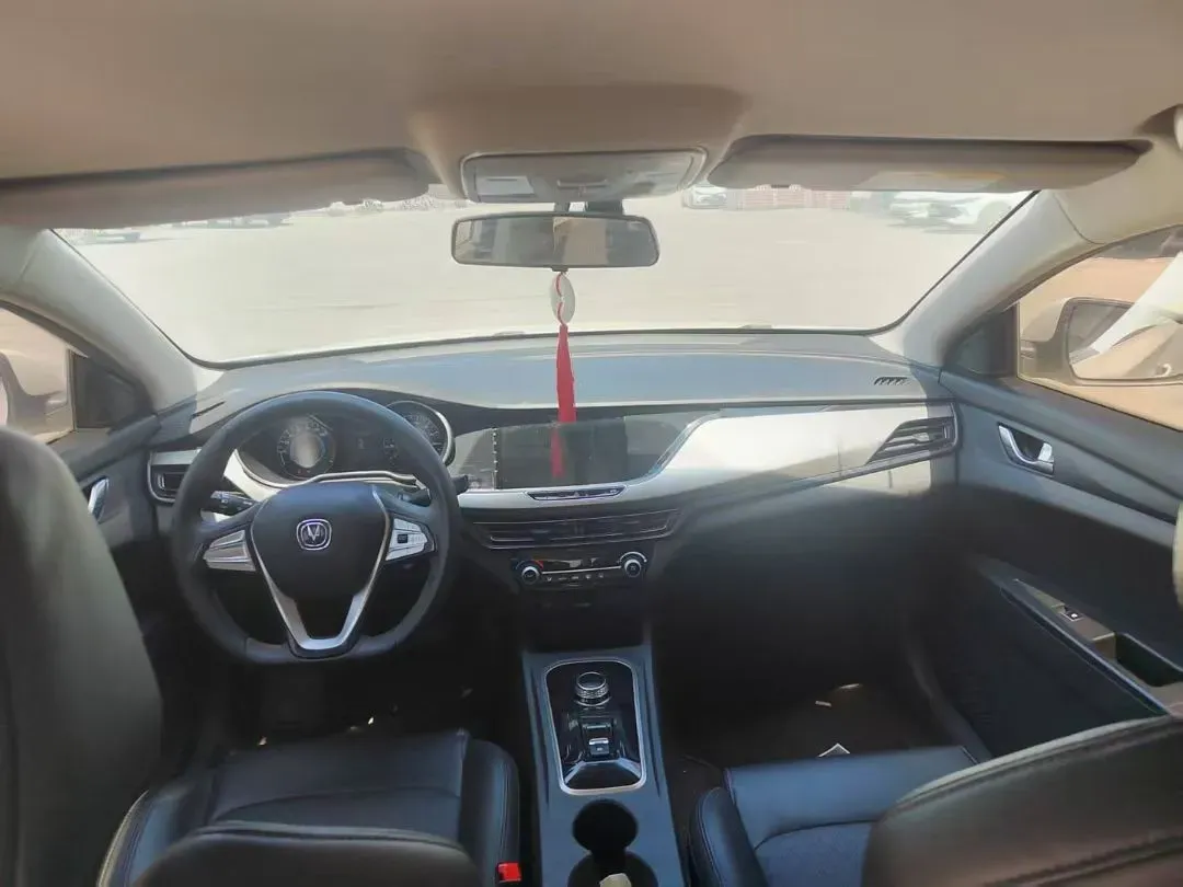 2020 Dongfeng RuiQi 6 BEV 67.09KWH,autocango,china used car exporter,china ev exporter,chinese used car exporter,chinese used ev exporter