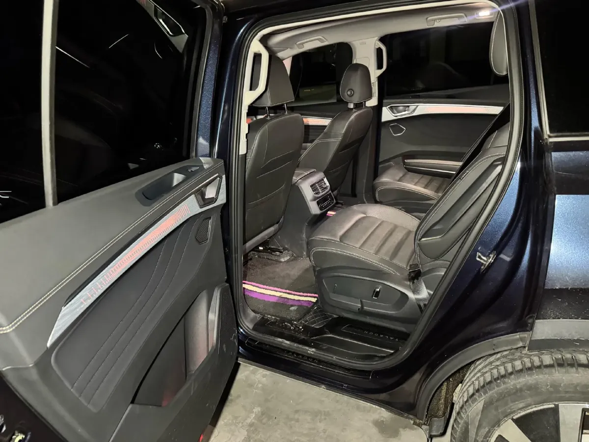 2021 Volkswagen Talagon 2.0T 220HP L4 7DCT,autocango,china used car exporter,china ev exporter,chinese used car exporter,chinese used ev exporter