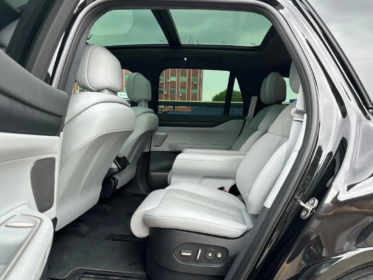 2024 NIO ES8 BEV 100KWH,autocango,china used car exporter,china ev exporter,chinese used car exporter,chinese used ev exporter