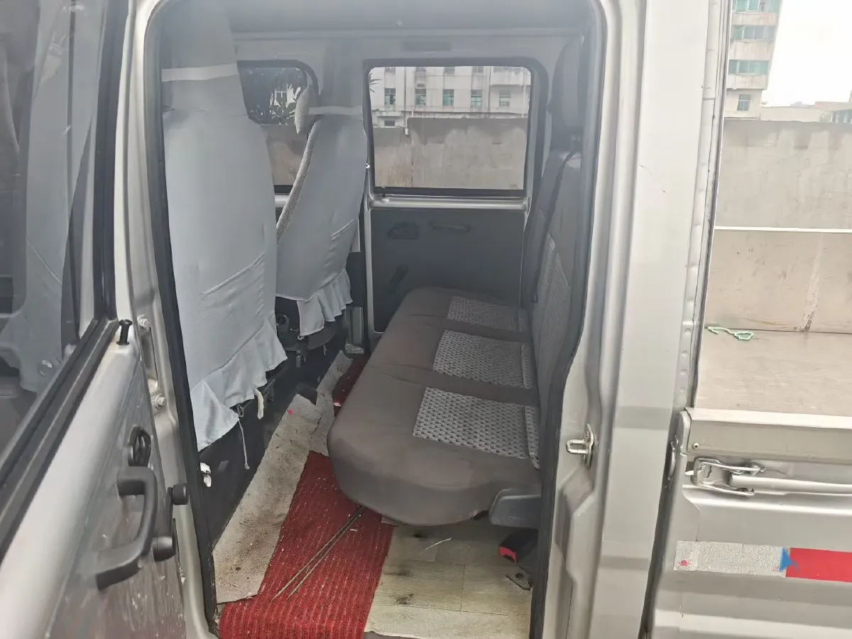 2023 WuLing ZhiGuang Mini Truck 1.5L 102HP L4 5MT,autocango,china used car exporter,china ev exporter,chinese used car exporter,chinese used ev exporter