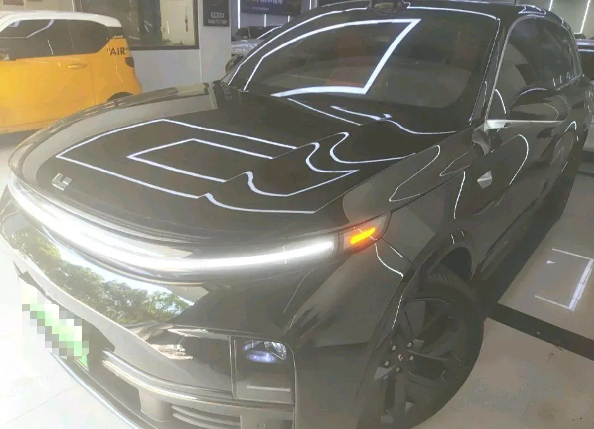 2024 Li L8 Range Extended 154HP REEV 42.8KWH,autocango,china used car exporter,china ev exporter,chinese used car exporter,chinese used ev exporter