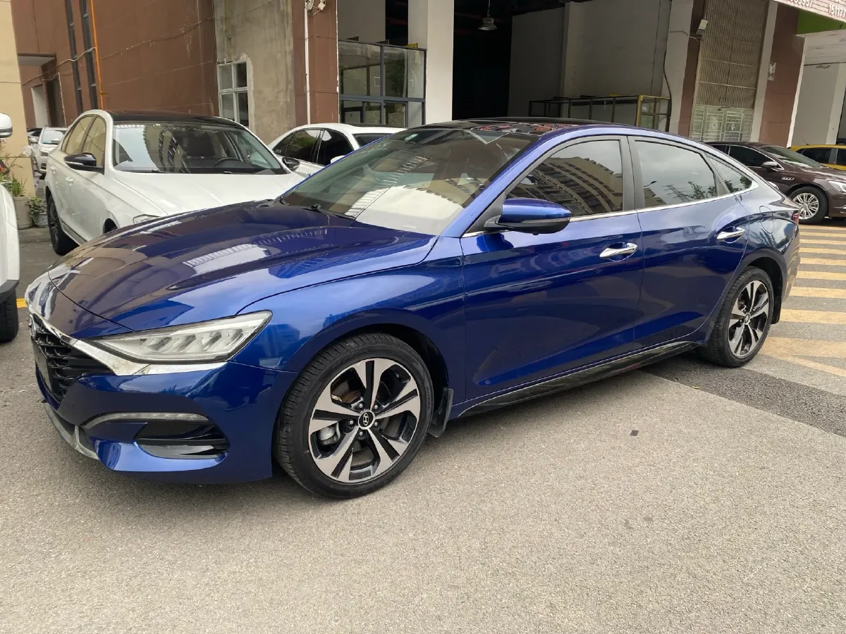 2021 Hyundai La Festa 1.6T 190HP L4 7DCT,autocango,china used car exporter,china ev exporter,chinese used car exporter,chinese used ev exporter