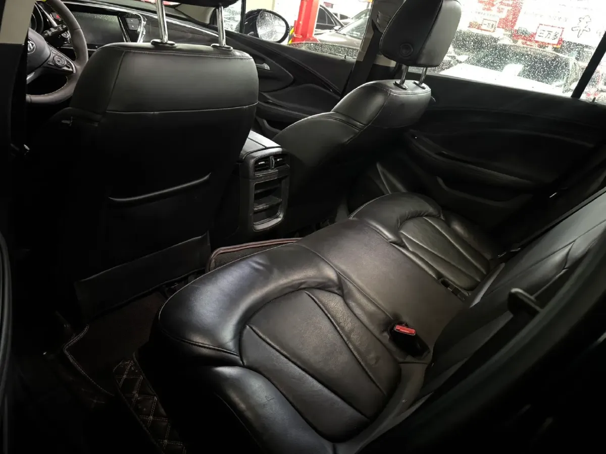 2020 Buick EnvisionPlus 1.5T 169HP L4 7DCT,autocango,china used car exporter,china ev exporter,chinese used car exporter,chinese used ev exporter