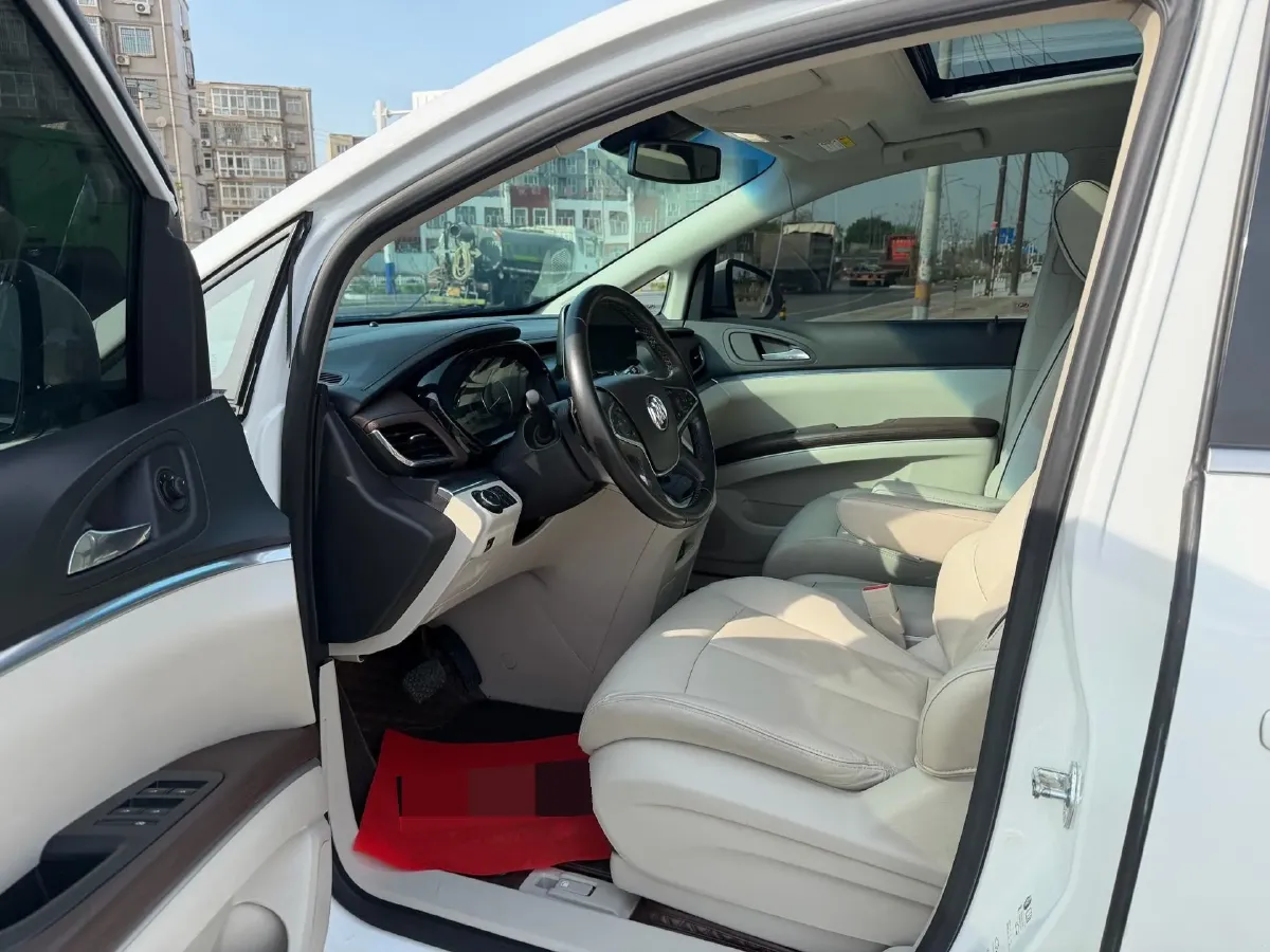 2021 Buick GL8 2.0T 237HP L4 9AT,autocango,china used car exporter,china ev exporter,chinese used car exporter,chinese used ev exporter