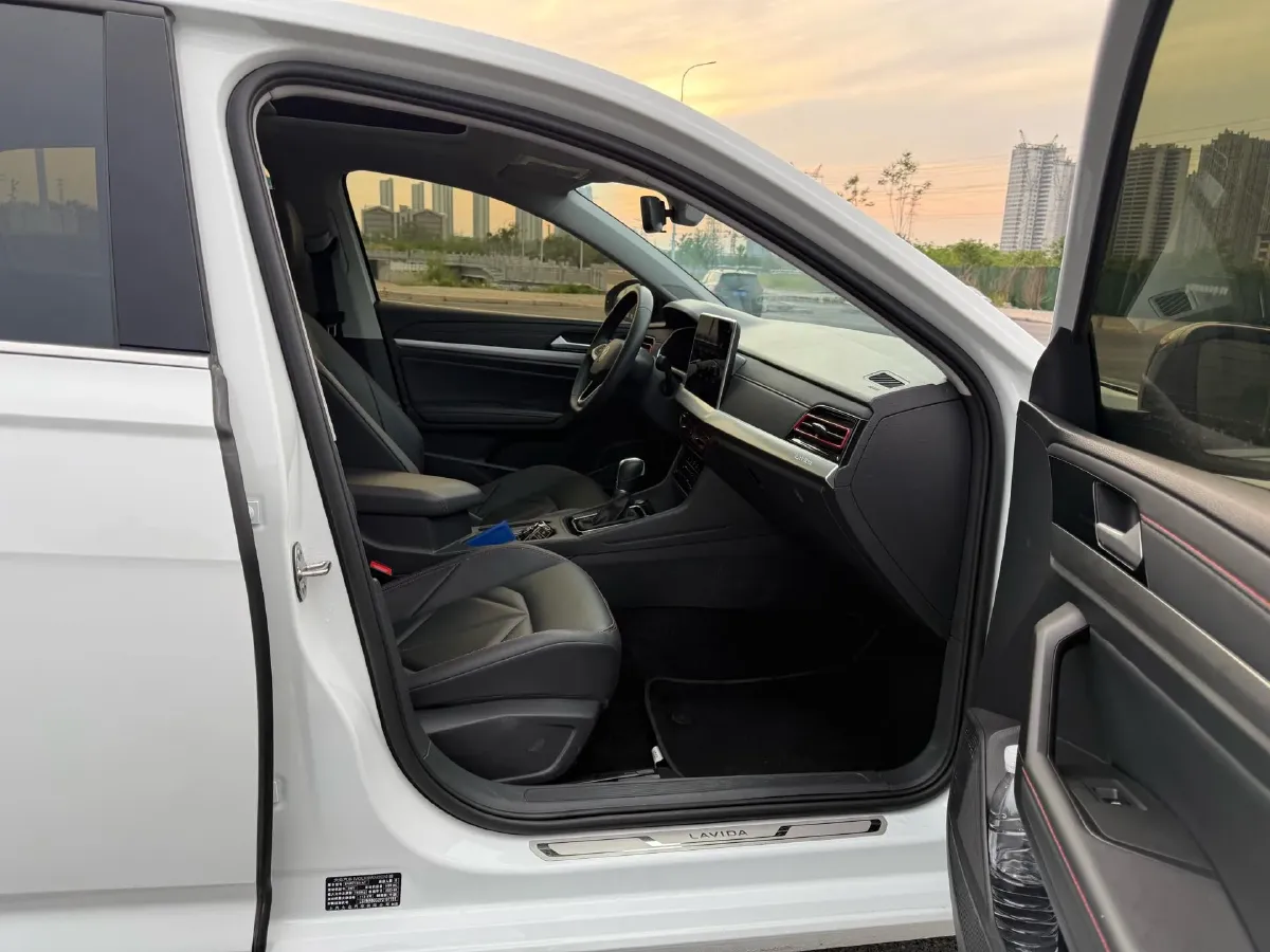 2023 Volkswagen Lavida 1.5T 160HP L4 7DCT,autocango,china used car exporter,china ev exporter,chinese used car exporter,chinese used ev exporter