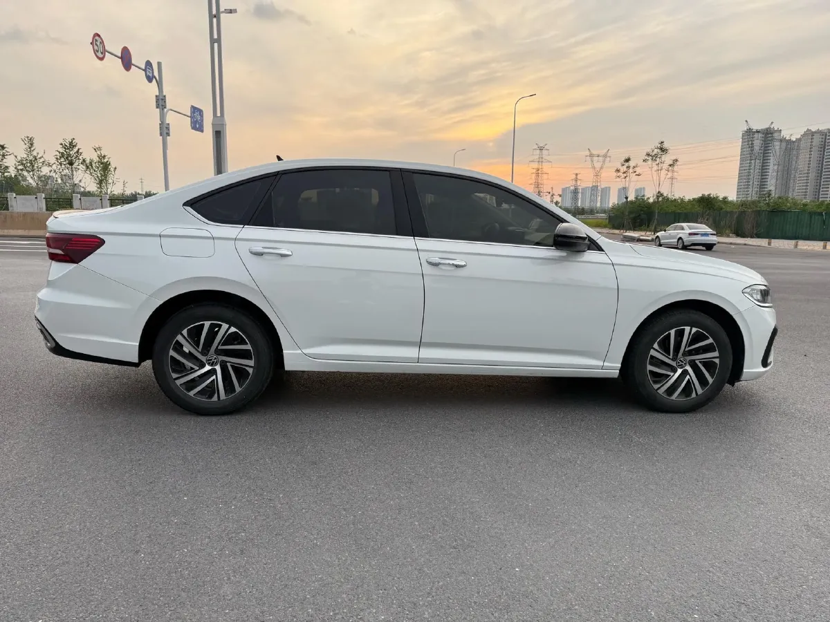 2023 Volkswagen Lavida 1.5T 160HP L4 7DCT,autocango,china used car exporter,china ev exporter,chinese used car exporter,chinese used ev exporter